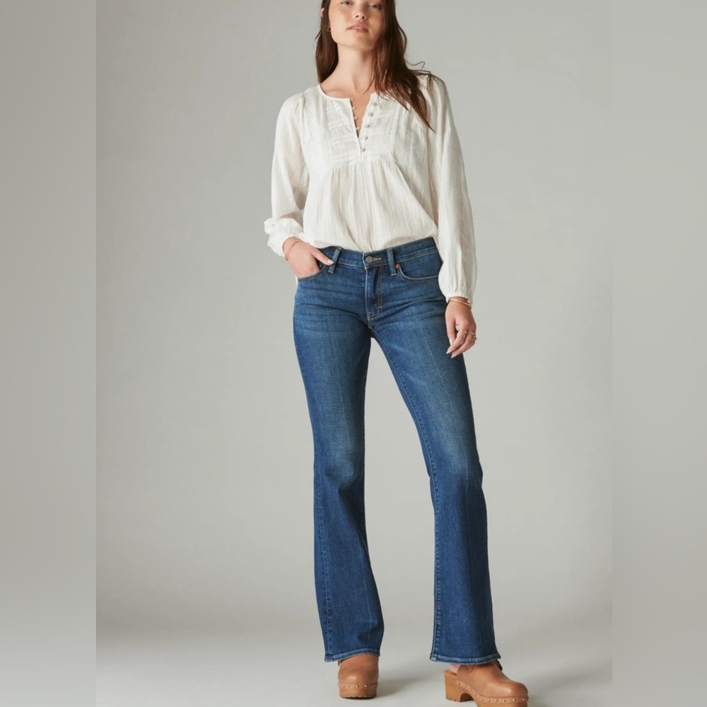 Lucky Brand Mid-Rize Straight Fit Flare Leg Classic Blue Women's Jeans Sz 10/30